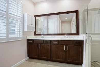 Endless natural light and low maintenance single-level living - photo 12