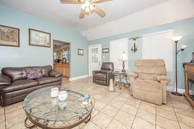 Discover exceptional potential with this 3 bedroom, 2 bath home - photo 15