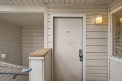 Opportunity awaits in this 2-bedroom, 2-bath condominium located - photo 25