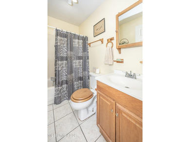 Discover exceptional potential with this 3 bedroom, 2 bath home - photo 30