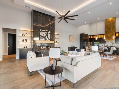 This luxurious Canyon Lake waterfront home blends modern - photo 7