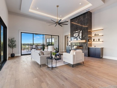 This luxurious Canyon Lake waterfront home blends modern - photo 9