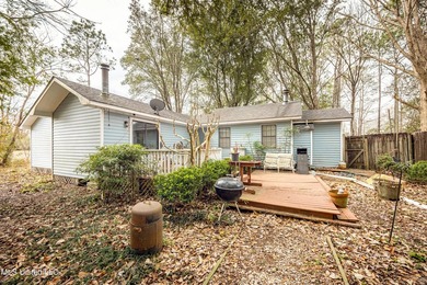 Discover exceptional potential with this 3 bedroom, 2 bath home - photo 42