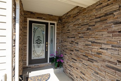 Welcome to this 4-bedroom, 3-bath lake-area-retreat with - photo 4