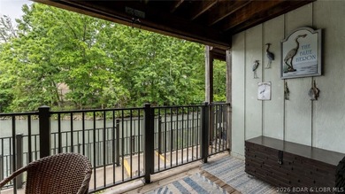 Turn-key lakefront living in the gated Southwood Shores complex - photo 10