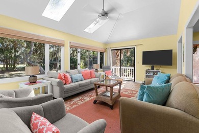 Welcome to your slice of island life on beautiful Seabrook