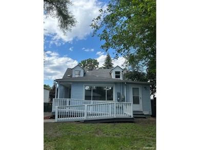 Come take a look at this beautifully updated and move-in-ready - photo 14
