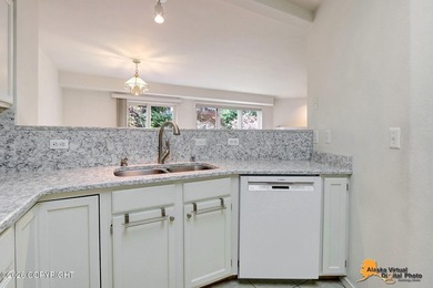 Townhome w/vaulted ceiling & skylights provides plenty of - photo 15