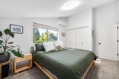 Nestled in the serenity of Bonny Doon, this exquisite 5-bed - photo 18