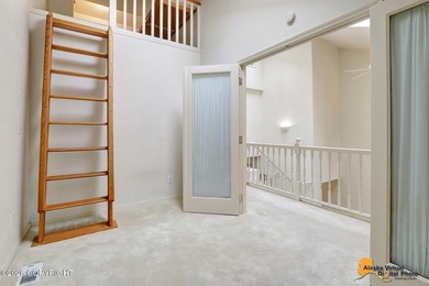 Townhome w/vaulted ceiling & skylights provides plenty of - photo 31