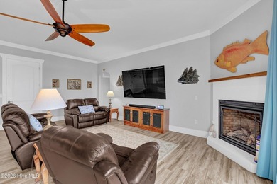 Enjoy a true waterfront boating lifestyle in this exceptional - photo 3