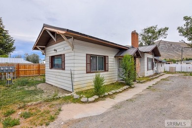 Rare investment opportunity in Arco, Idaho, just 10 minutes from - photo 3