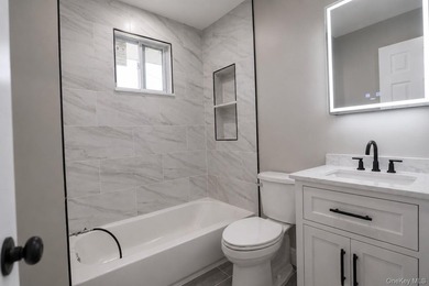Welcome home to this Brand New beautifully fully renovated home - photo 13