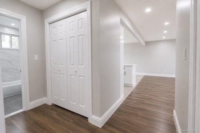 Welcome home to this Brand New beautifully fully renovated home - photo 14