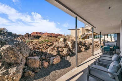 Beautifully appointed 2bedroom, 2bath resort condo located in