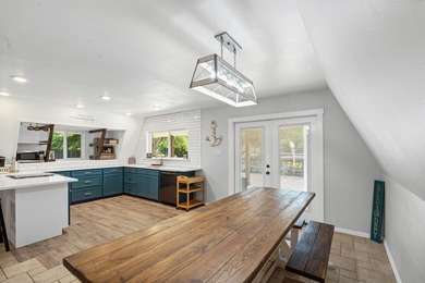 Discover the perfect blend of comfort and convenience with this - photo 22