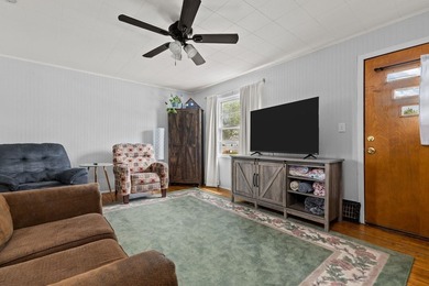 Located in a highly desirable Little Chute location and priced - photo 23
