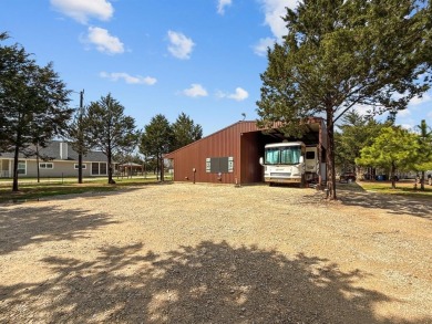 Lake Home For Sale in Gordonville, Texas