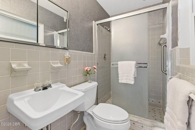 Ormond By the Sea pool home on a rare HUGE lot with BOTH private - photo 12