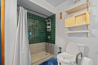 This 3-bedroom, 1-bathroom single-family home provides a - photo 14