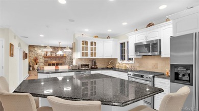 Located in Merrick, this spacious 4 Bedroom, 2.5 Bathroom - photo 8