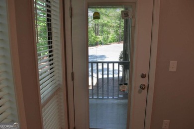 Gorgeous, professionally renovated Woodridge condo located in - photo 29
