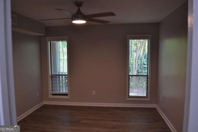 Gorgeous, professionally renovated Woodridge condo located in - photo 46