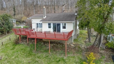 Peach Lake Home For Sale in Southeast New York