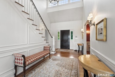 Stunning European-style mini-estate where rolling golf course - photo 7