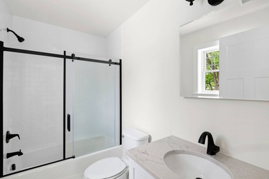 Drop your bags and enjoy your private salt water heated pool or - photo 19