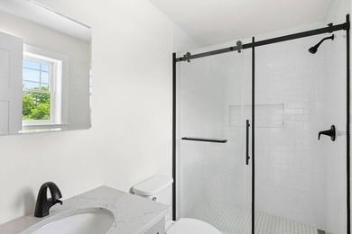 Drop your bags and enjoy your private salt water heated pool or - photo 23