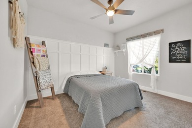 Move in ready! SUPER CLEAN! Full of custom upgrades and - photo 30