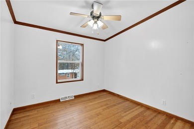 Welcome to an exceptional investment opportunity in the heart of - photo 34