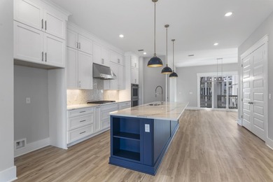 **$15K FLEX CASH & MOVE IN READY** Welcome to Twin Palms, one of - photo 2