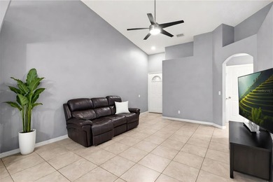 One or more photo(s) has been virtually staged. Welcome to 2832 - photo 4