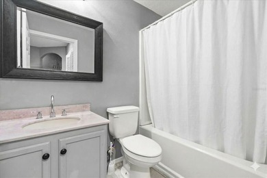One or more photo(s) has been virtually staged. Welcome to 2832 - photo 6