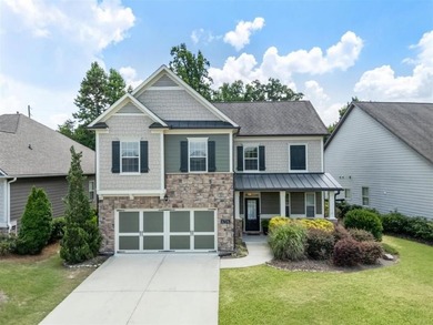 Some homes offer a great location - this one offers the complete - photo 1