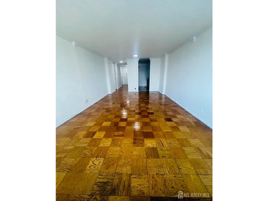 Spacious 1-bedroom at featuring stunning western sunset views - photo 11
