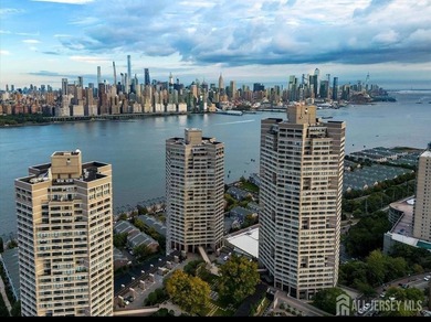 Spacious 1-bedroom at featuring stunning western sunset views - photo 14