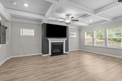 Welcome to this beautifully appointed 4-bedroom, 3.5-bathroom - photo 16