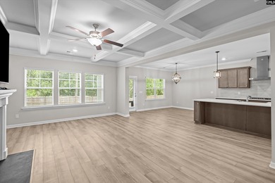 Welcome to this beautifully appointed 4-bedroom, 3.5-bathroom - photo 17