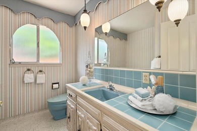 Fabulous location and curb appeal of this beautiful single story - photo 18