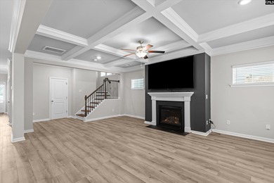 Welcome to this beautifully appointed 4-bedroom, 3.5-bathroom - photo 19