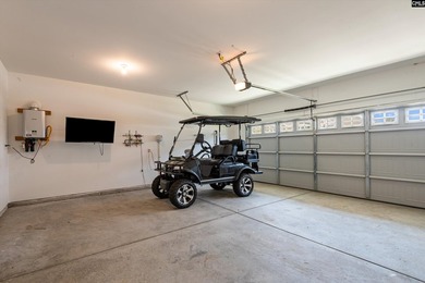 Welcome to this beautifully appointed 4-bedroom, 3.5-bathroom - photo 38