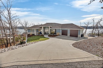 MOTIVATED SELLERS!!! Experience the newest fully furnished - photo 1