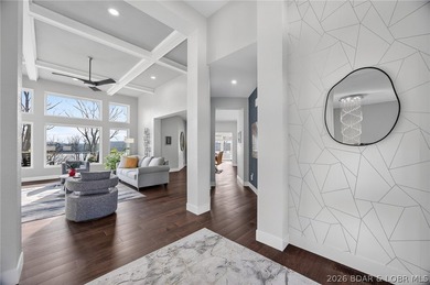 MOTIVATED SELLERS!!! Experience the newest fully furnished - photo 7
