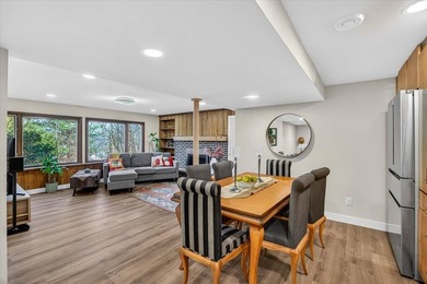 This stunning Mid-Century Modern residence is a professional's - photo 42