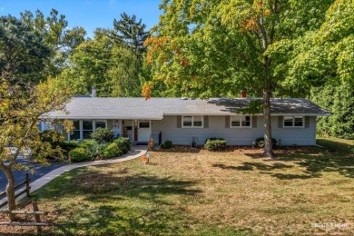 Lake Home For Sale in North Aurora, Illinois