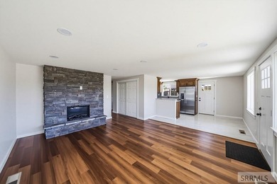Welcome to 1139 Garfield St, Idaho Falls, ID 83401-a beautifully - photo 3