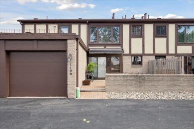 Lake Condo Sale Pending in Saint Clair Shores, Michigan